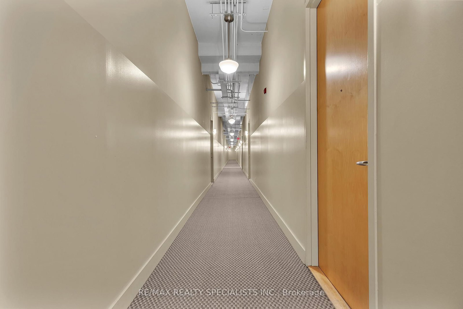 410 King Street W, Unit 216 - Photo 8