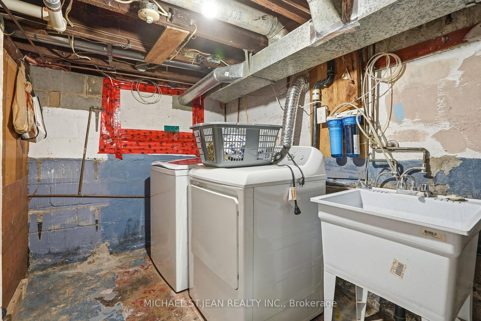 Detached House for sale at 61 Graham Avenue, Hamilton, Ontario, L8H 4J8 - Crown Point - MLS: X12946656