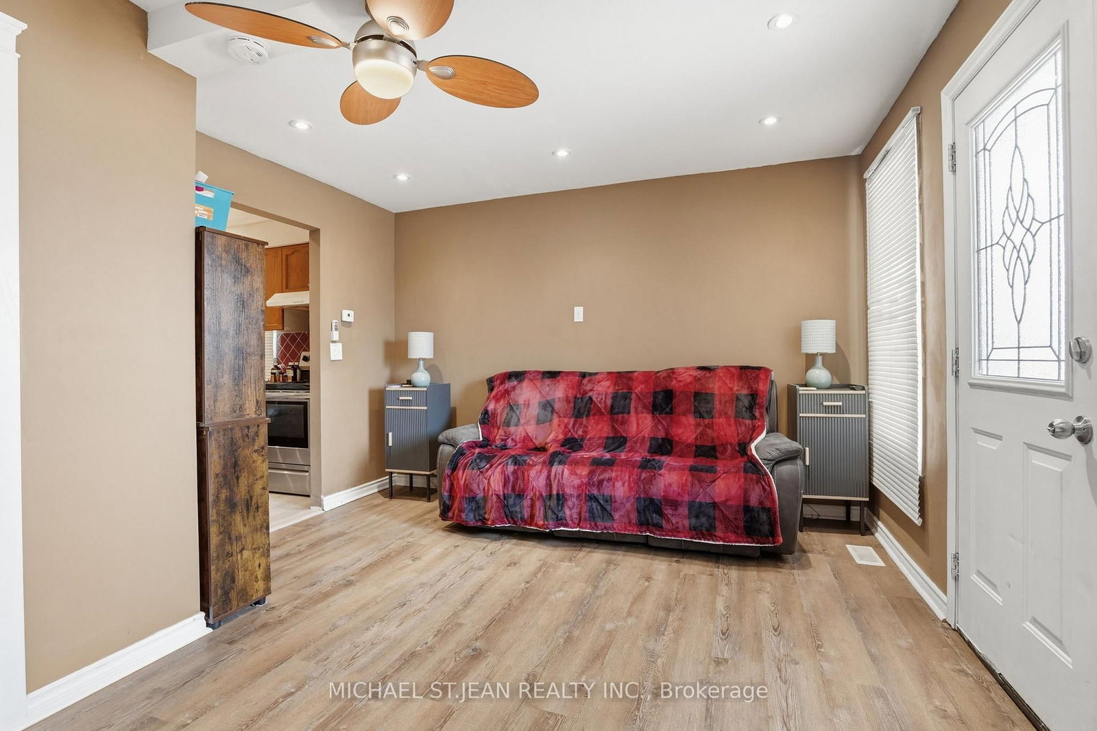 Detached House for sale at 61 Graham Avenue, Hamilton, Ontario, L8H 4J8 - Crown Point - MLS: X12946656