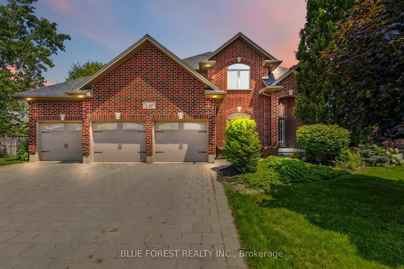 home for sale on 139 Prince Street