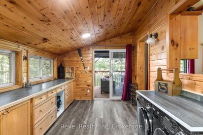 5 Severn River 406 • Muskoka Lakes, ON photo 4