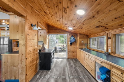 5 Severn River 406 • Muskoka Lakes, ON photo 5