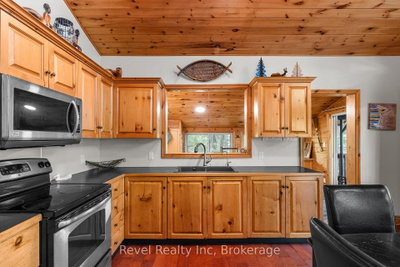5 Severn River 406 • Muskoka Lakes, ON photo 7