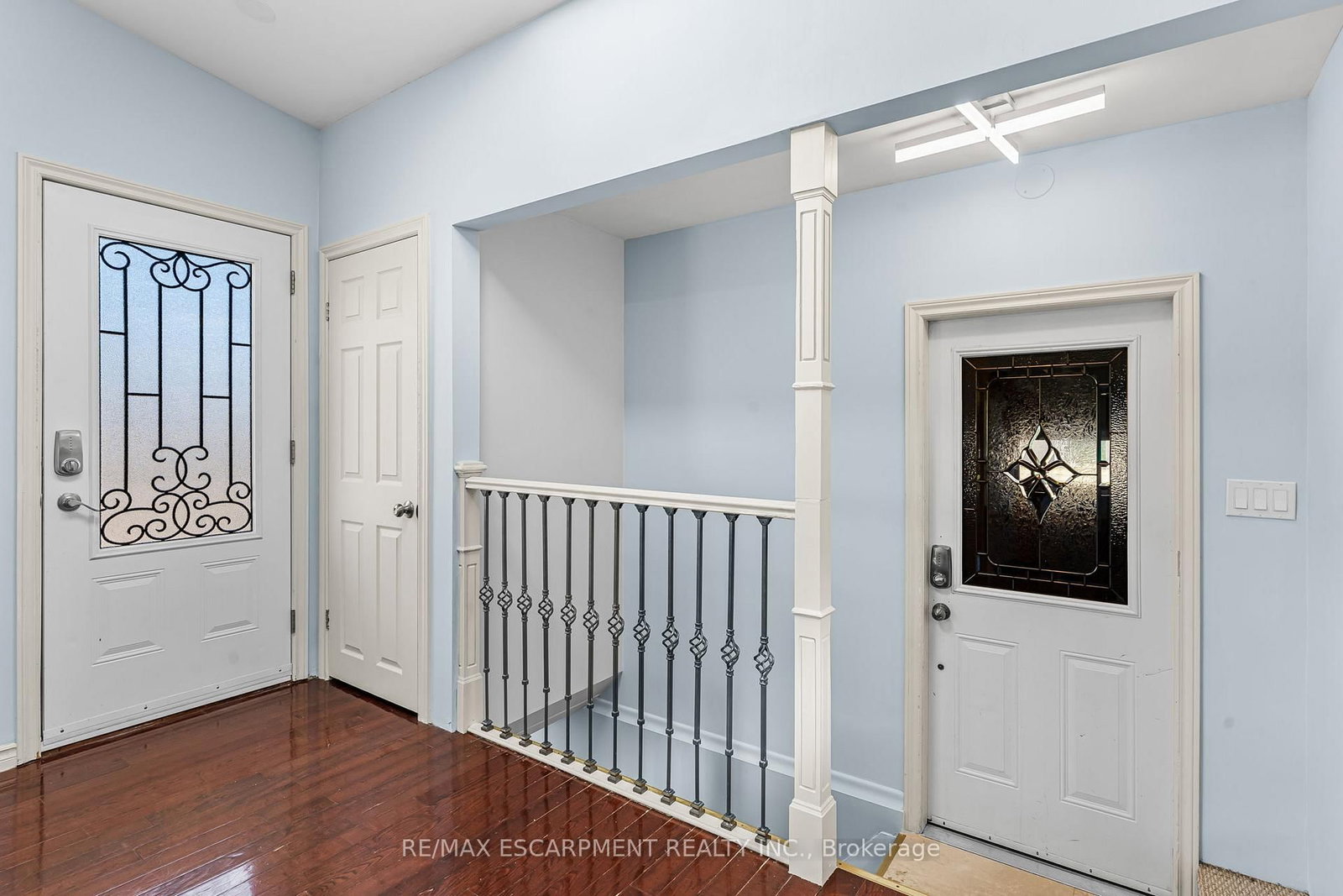 6122 Mayfair Drive - Photo 4