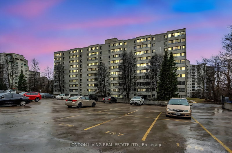 312 - 570 Proudfoot Lane, London North, N6H 4Z1 | Image 2