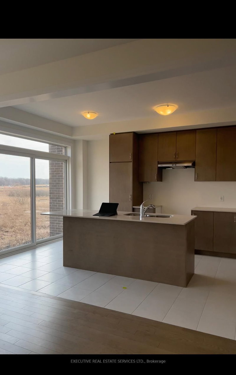 294 Newman Dr, Cambridge, N1S 0E1 | Image 3