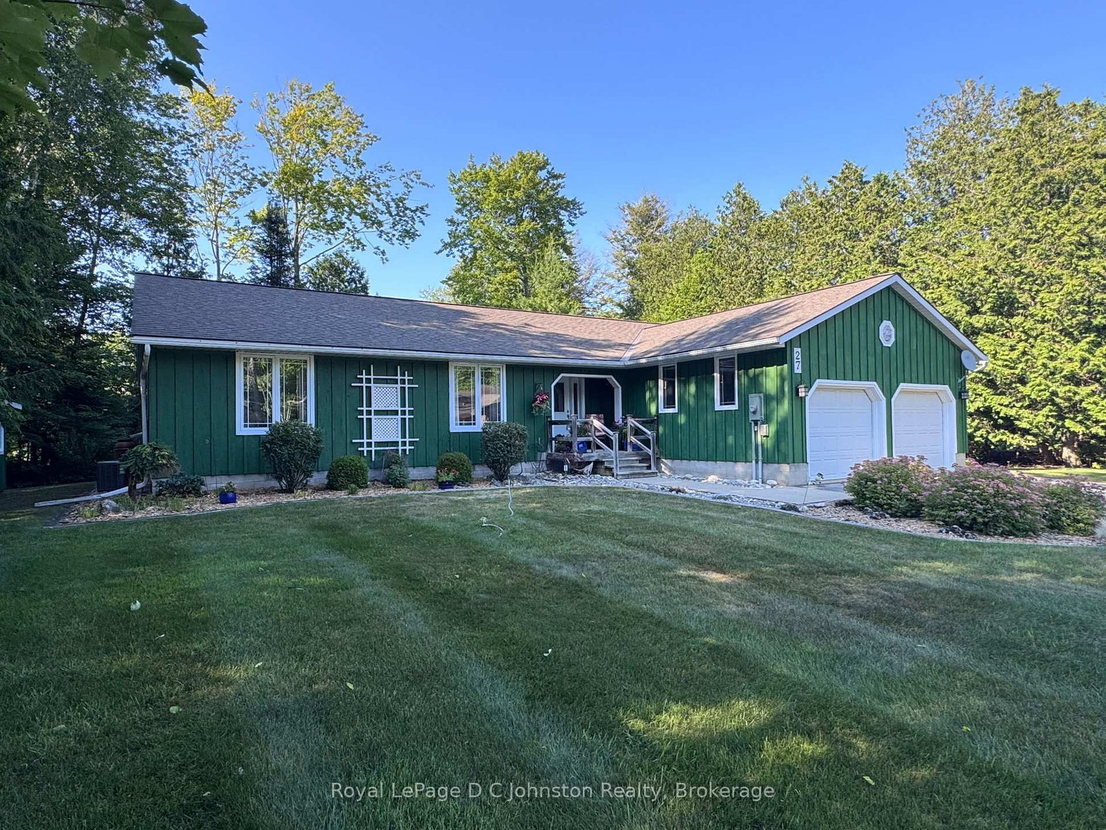 27 Gremik Crescent • South Bruce Peninsula, ON photo 1