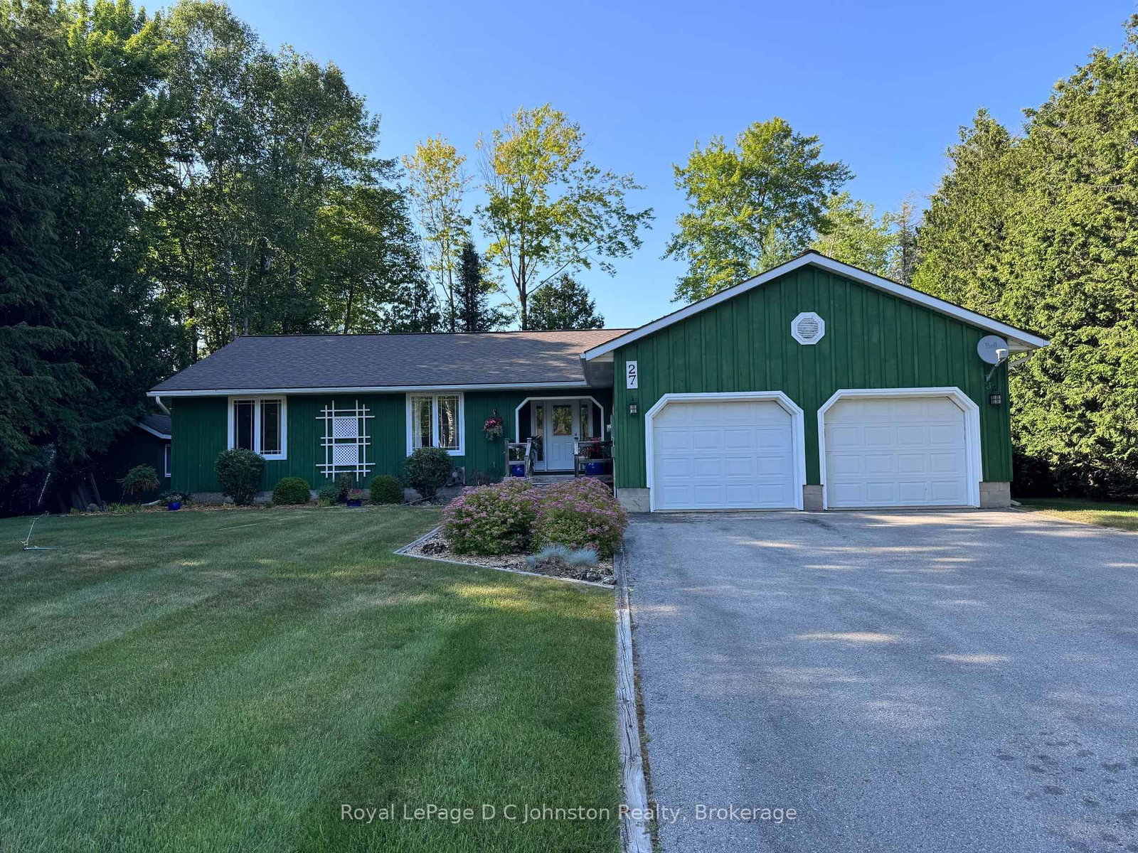 27 Gremik Crescent • South Bruce Peninsula, ON photo 2