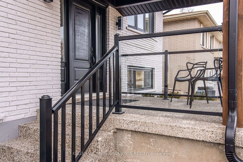 627 Glen Forrest Blvd, Waterloo, N2L 4K1 | Image 3