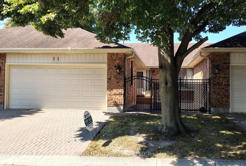 Unit 11 - 21 Earl Drive