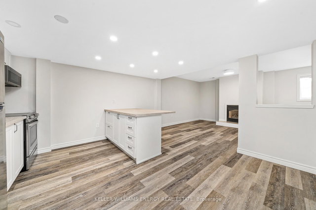 106A Wellington Main Street