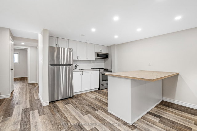 106A Wellington Main Street