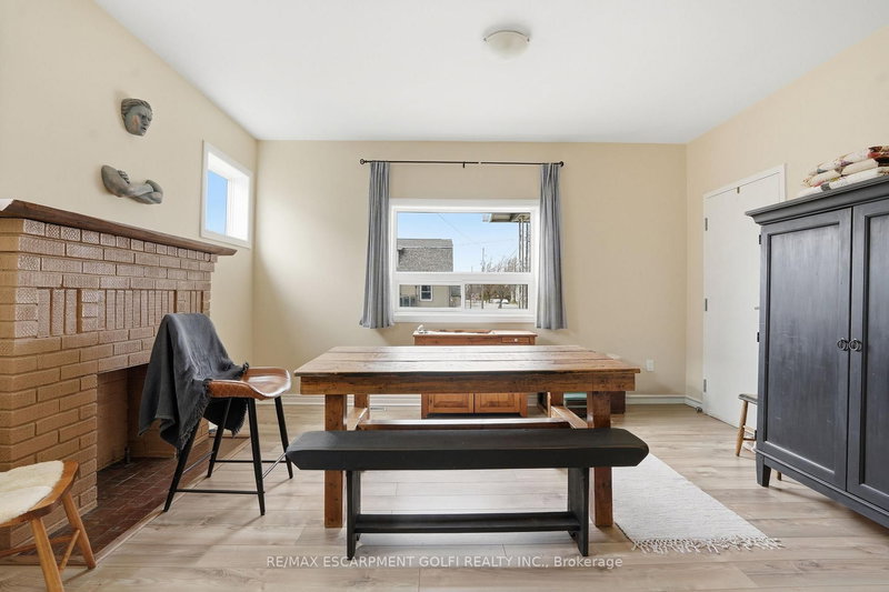 436 McAlpine Ave N, Welland, L3B 1T3 | Image 3