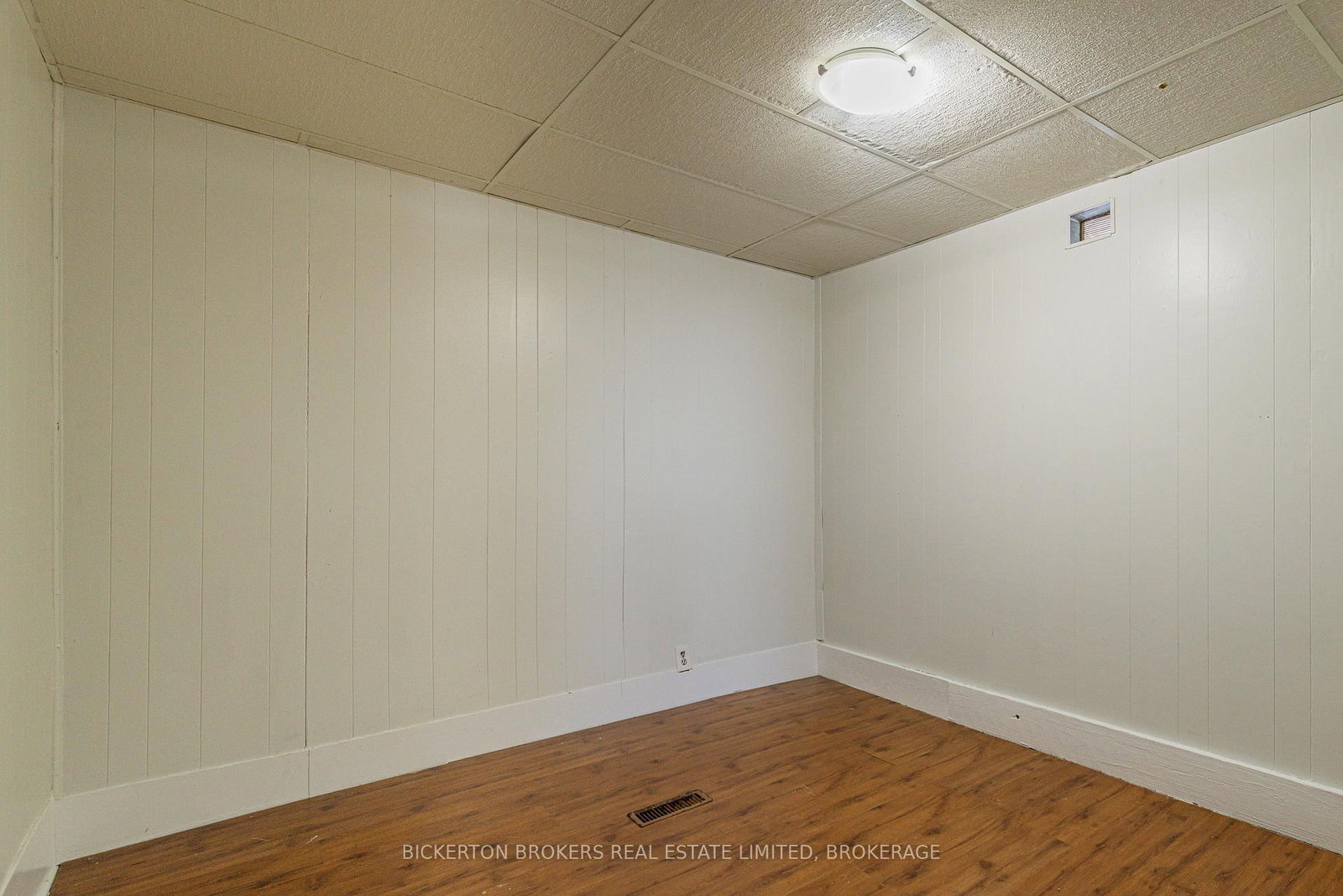 1064 Prince Street • Lansdowne Village, ON photo 23
