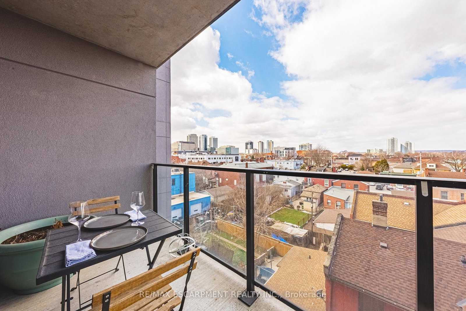 Condo for sale at 503-181 James Street, Hamilton, Ontario, L8R 2K9 - Strathcona - MLS: X12947058