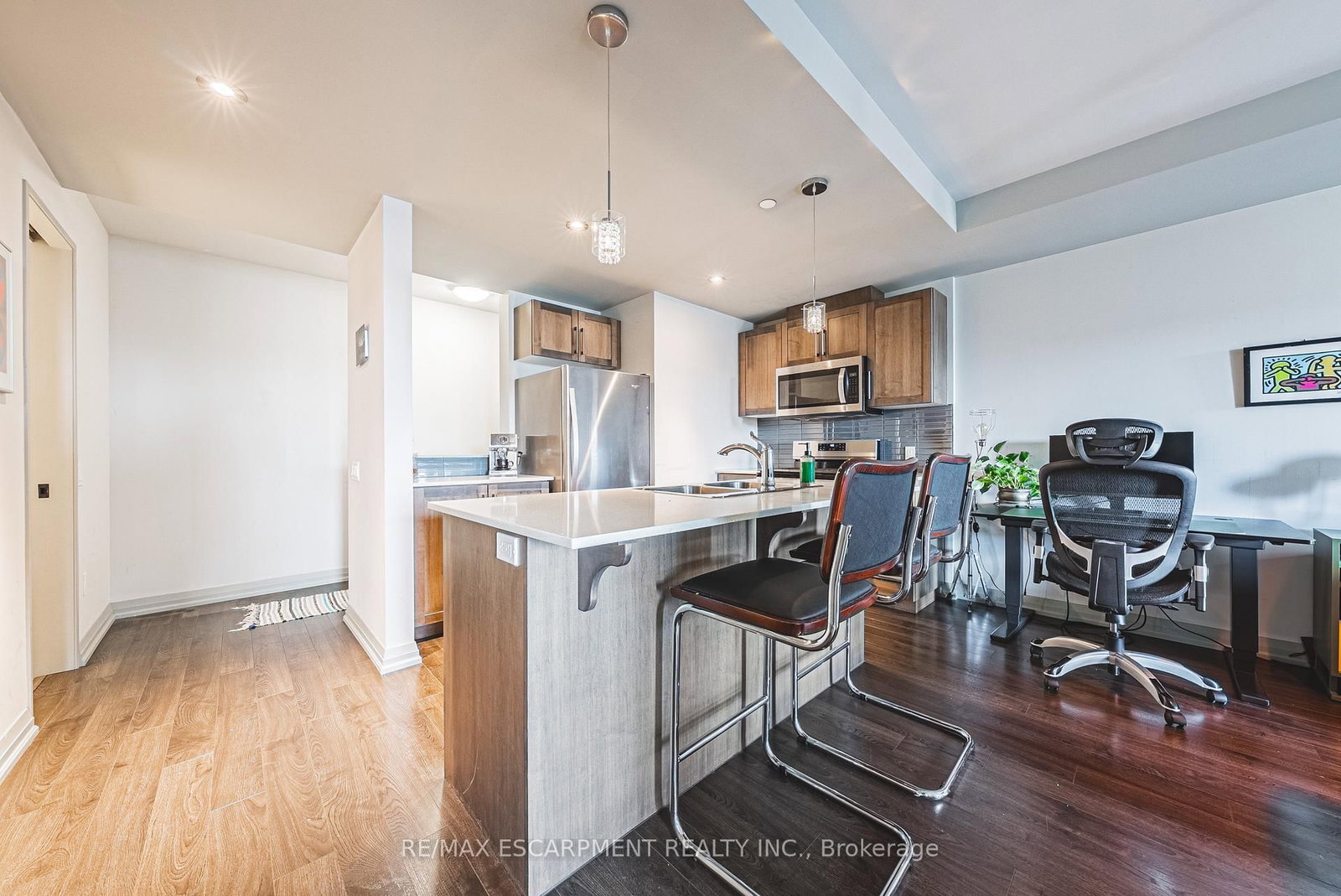 Condo for sale at 503-181 James Street, Hamilton, Ontario, L8R 2K9 - Strathcona - MLS: X12947058