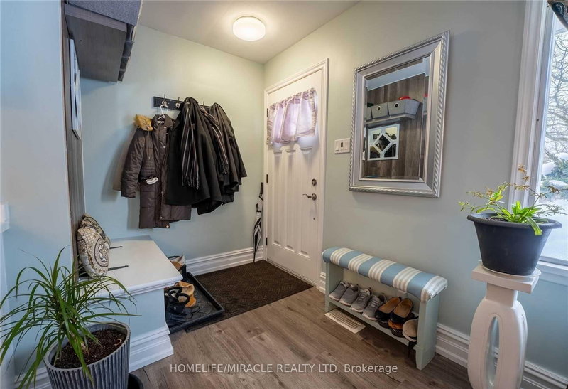 606 Ross St, London East, N5Y 3V7 | Image 2