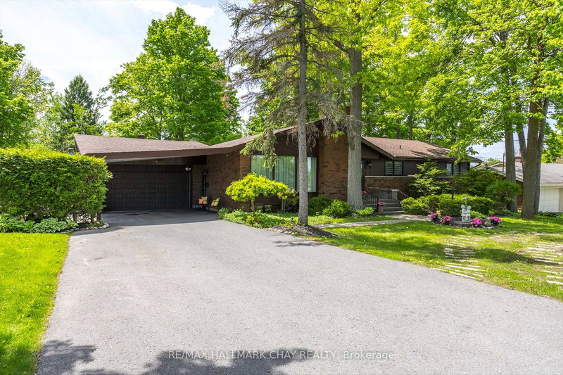 home for sale on 1009 FAIRBAIRN Street