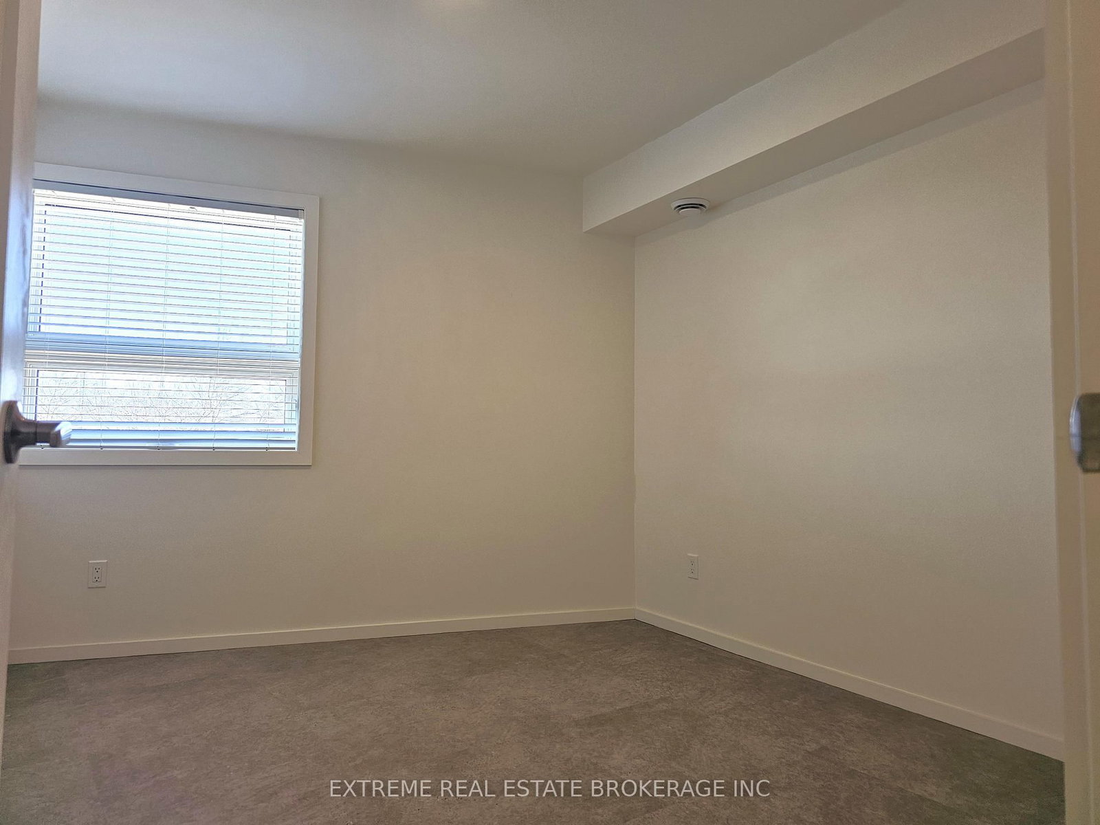 89 Sixth Street, Unit 3 - Photo 8