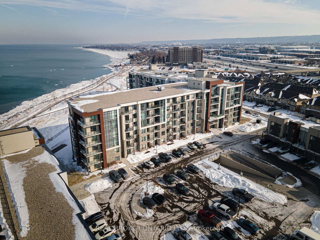 436 - 101 Shoreview Place