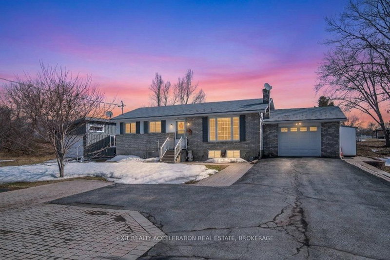 home for sale on 34 Concession Street N