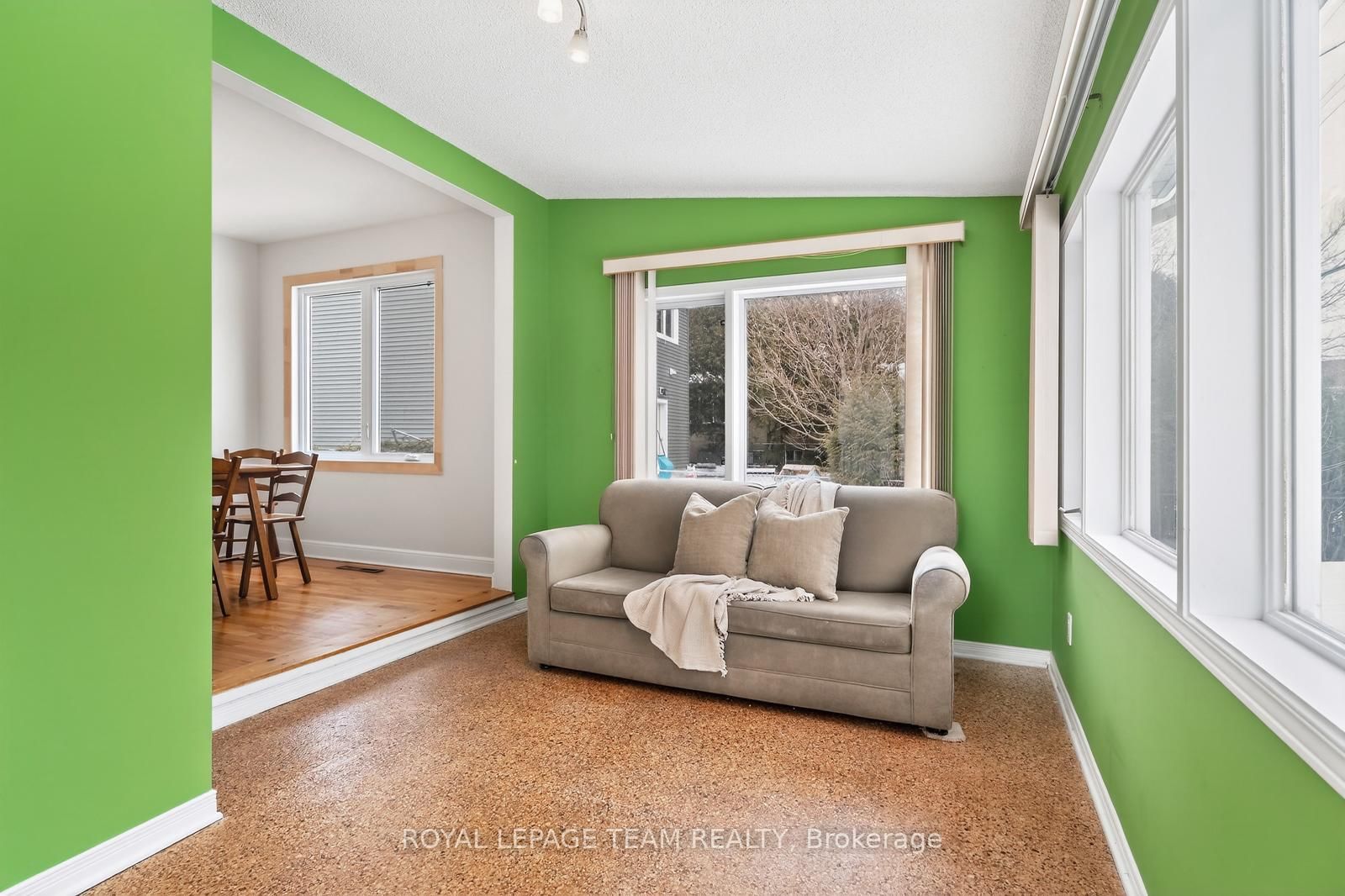 Detached House for sale at 336 Ducharme Boulevard, Ottawa, Ontario, K1L 6T6 - Vanier - MLS: X12947500