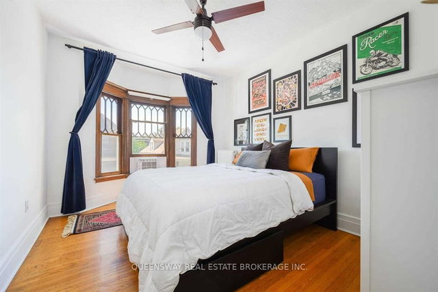 Upper - 17 Fairholt Road S