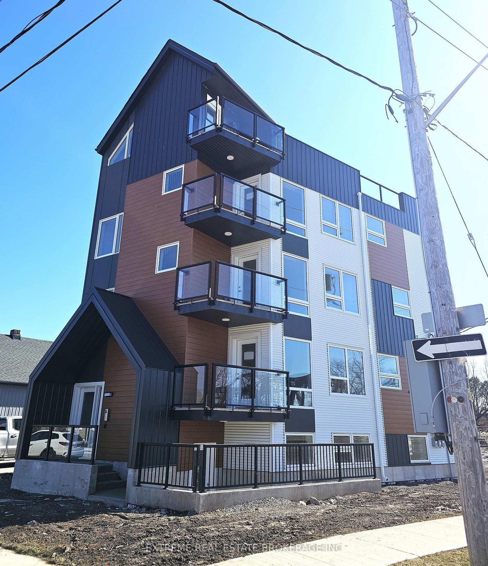 89 Sixth Street, Unit 1 - Photo 2