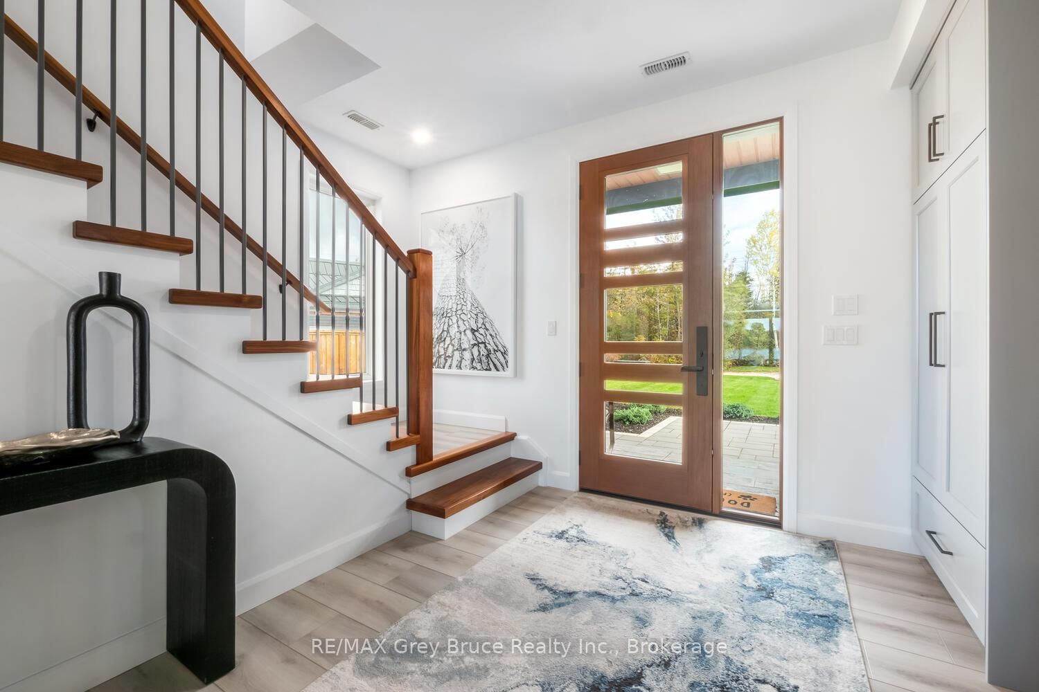 166 country side Drive • Chatsworth, ON photo 3