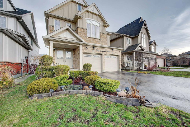 1682 Cedarcreek Cres, London North, N5X 0C7 | Image 2