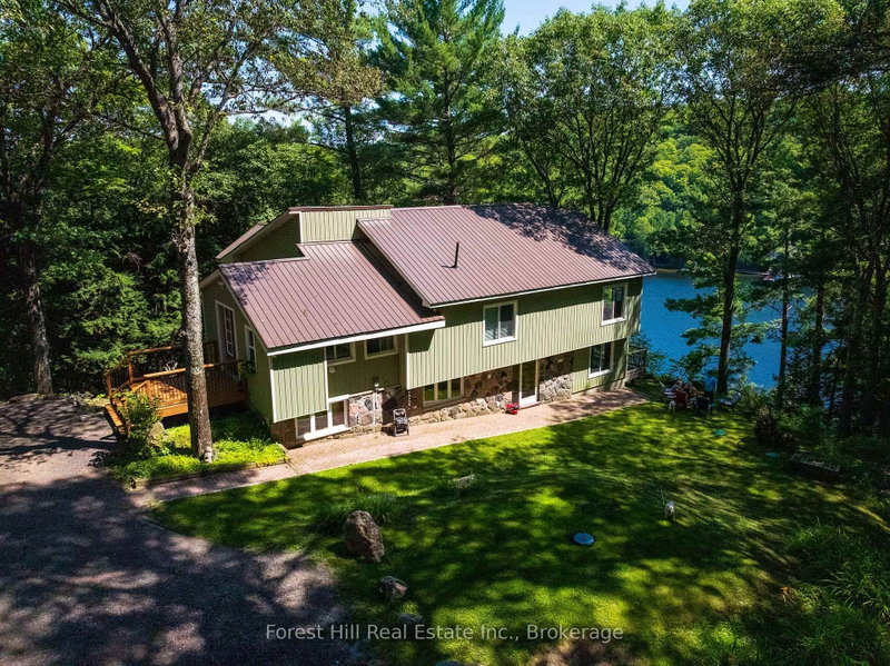 1289 Delbrooke Road S