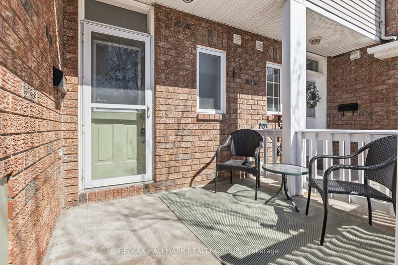 988 Lucille Way, Ottawa, K4A 4J2 | Image 3