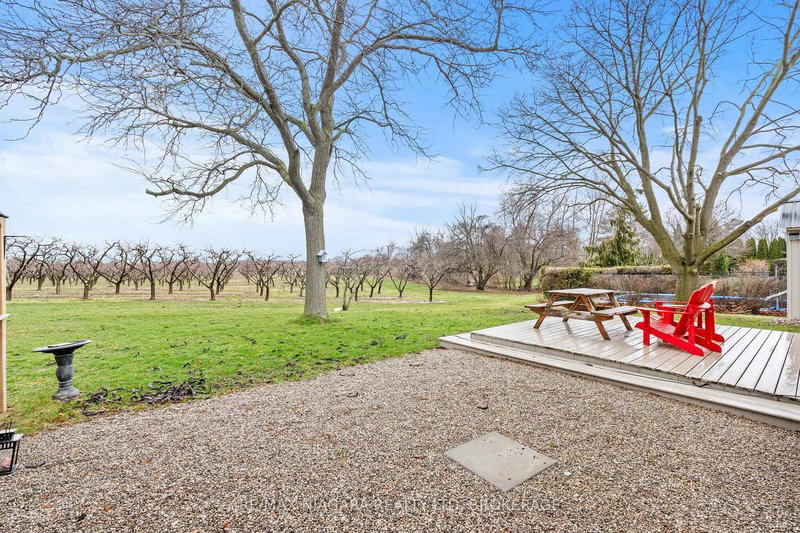 7 Garrison Village Dr, Niagara-on-the-Lake, L0S 1J0 | Image 3