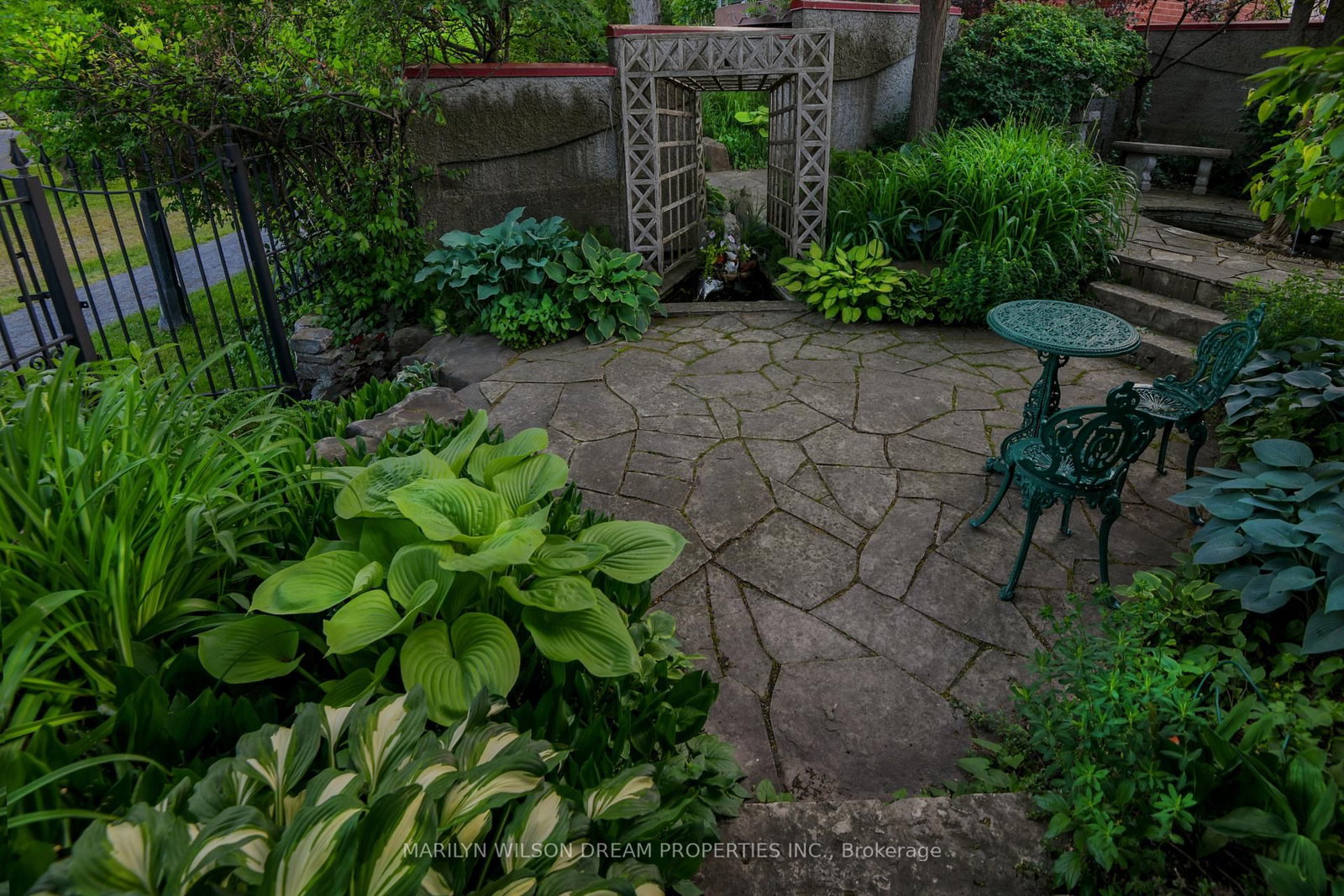 Listing Image 7