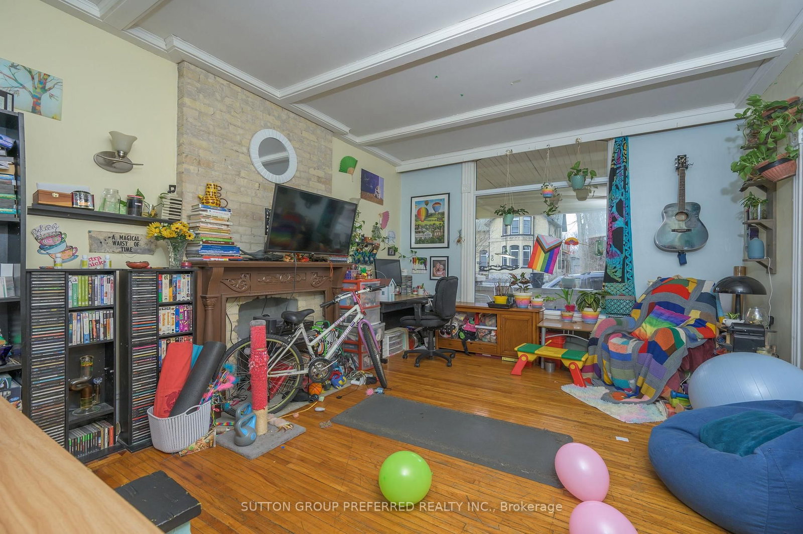 Listing Image 7