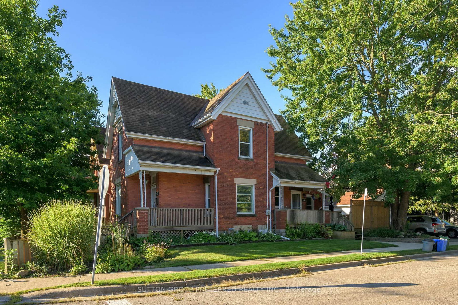 Detached House for sale at 447 Woodman Avenue, London East, Ontario, N5W 4A1 - East G - MLS: X12947954