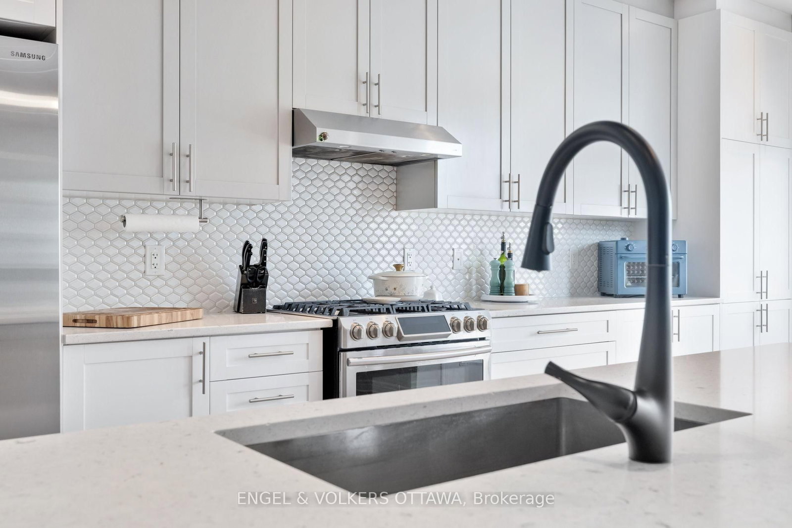 176 Balikun Heights - Photo 21