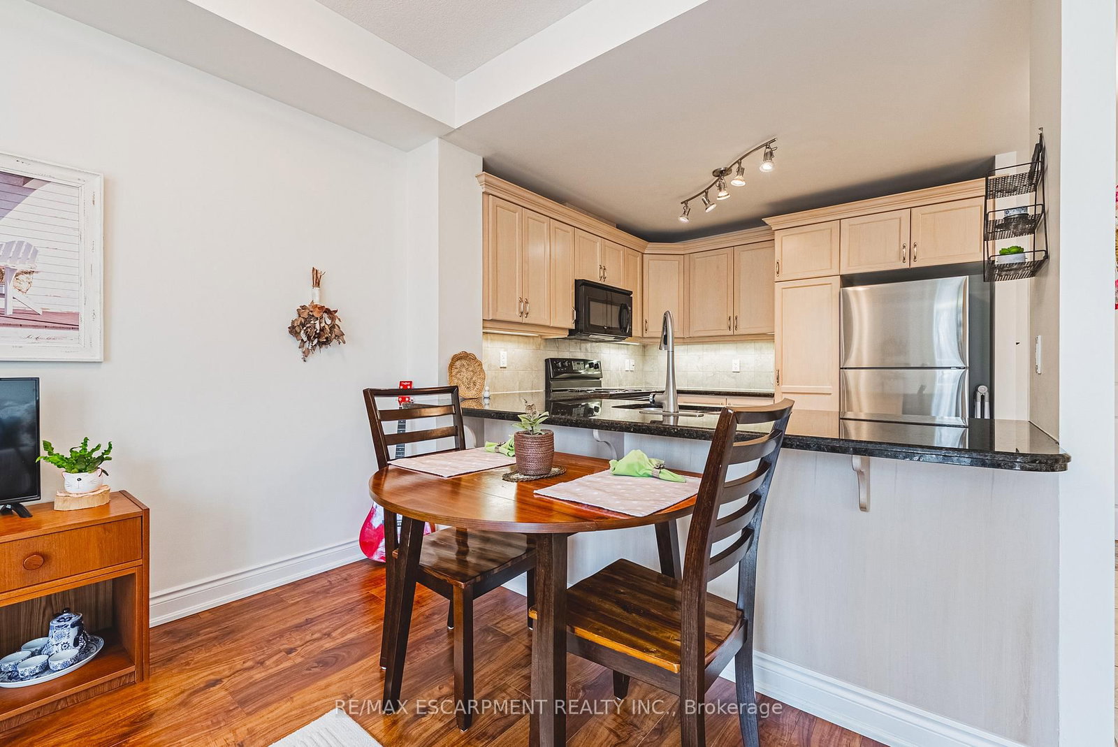 Condo for sale at 312-125 WILSON Street, Hamilton, Ontario, L9G 0B3 - Ancaster - MLS: X12948034