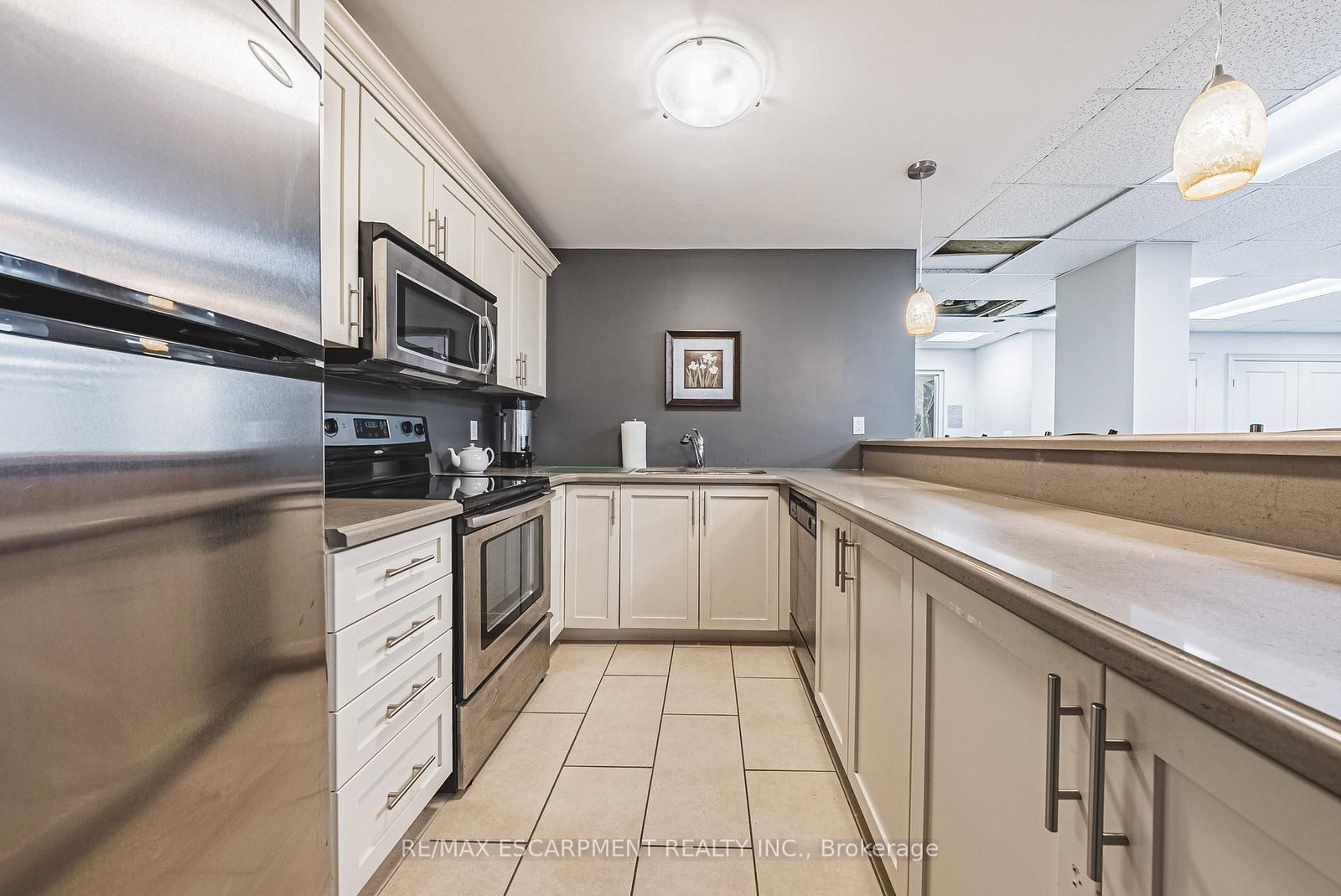 Condo for sale at 312-125 WILSON Street, Hamilton, Ontario, L9G 0B3 - Ancaster - MLS: X12948034