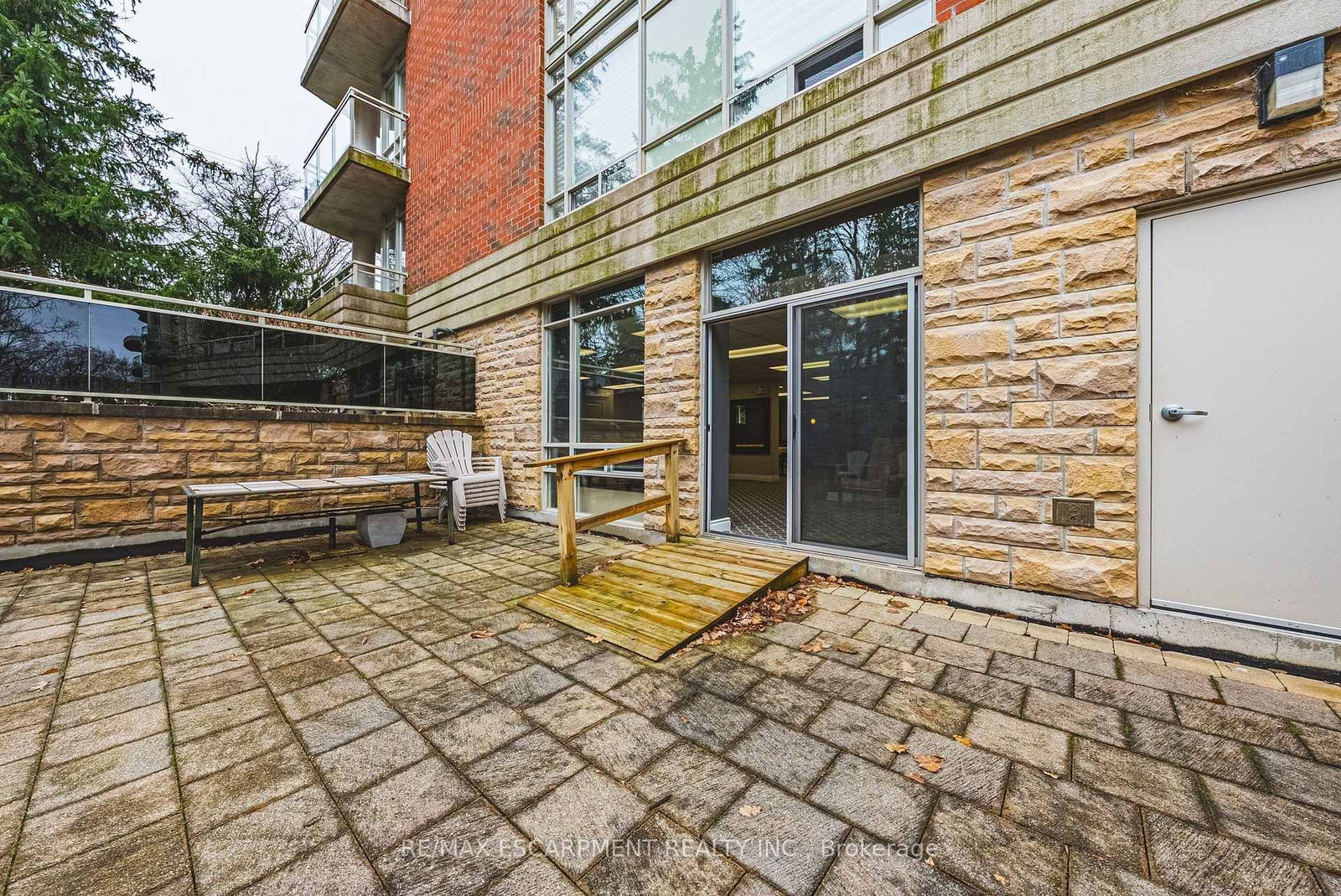 Condo for sale at 312-125 WILSON Street, Hamilton, Ontario, L9G 0B3 - Ancaster - MLS: X12948034