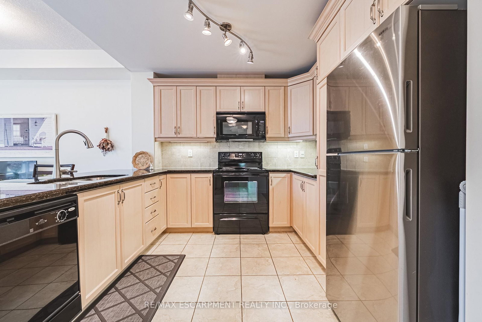 Condo for sale at 312-125 WILSON Street, Hamilton, Ontario, L9G 0B3 - Ancaster - MLS: X12948034