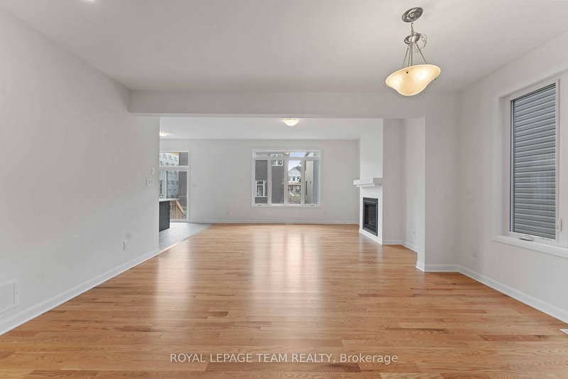 623 Idyllic Terr, Ottawa, K4A 5N9 | Image 3