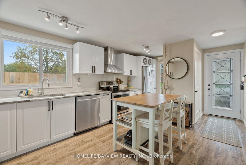 333 Preston Pkwy, Cambridge, N3H 4Z4 | Image 2