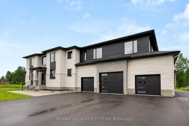 663 Ballycastle Crescent