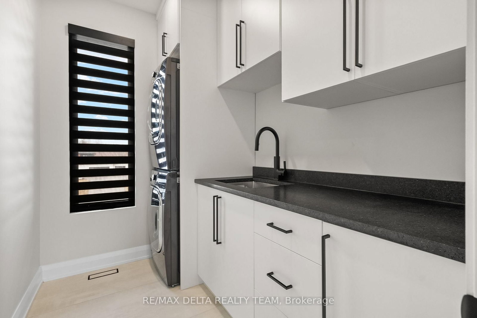 663 Ballycastle Crescent • Ottawa, ON photo 30