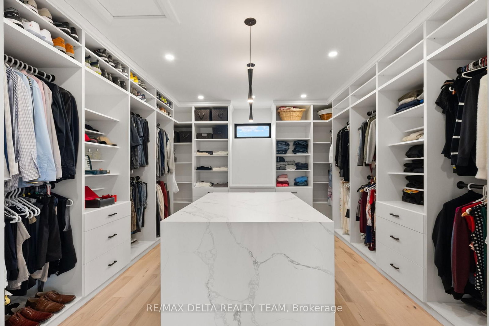 663 Ballycastle Crescent • Ottawa, ON photo 33
