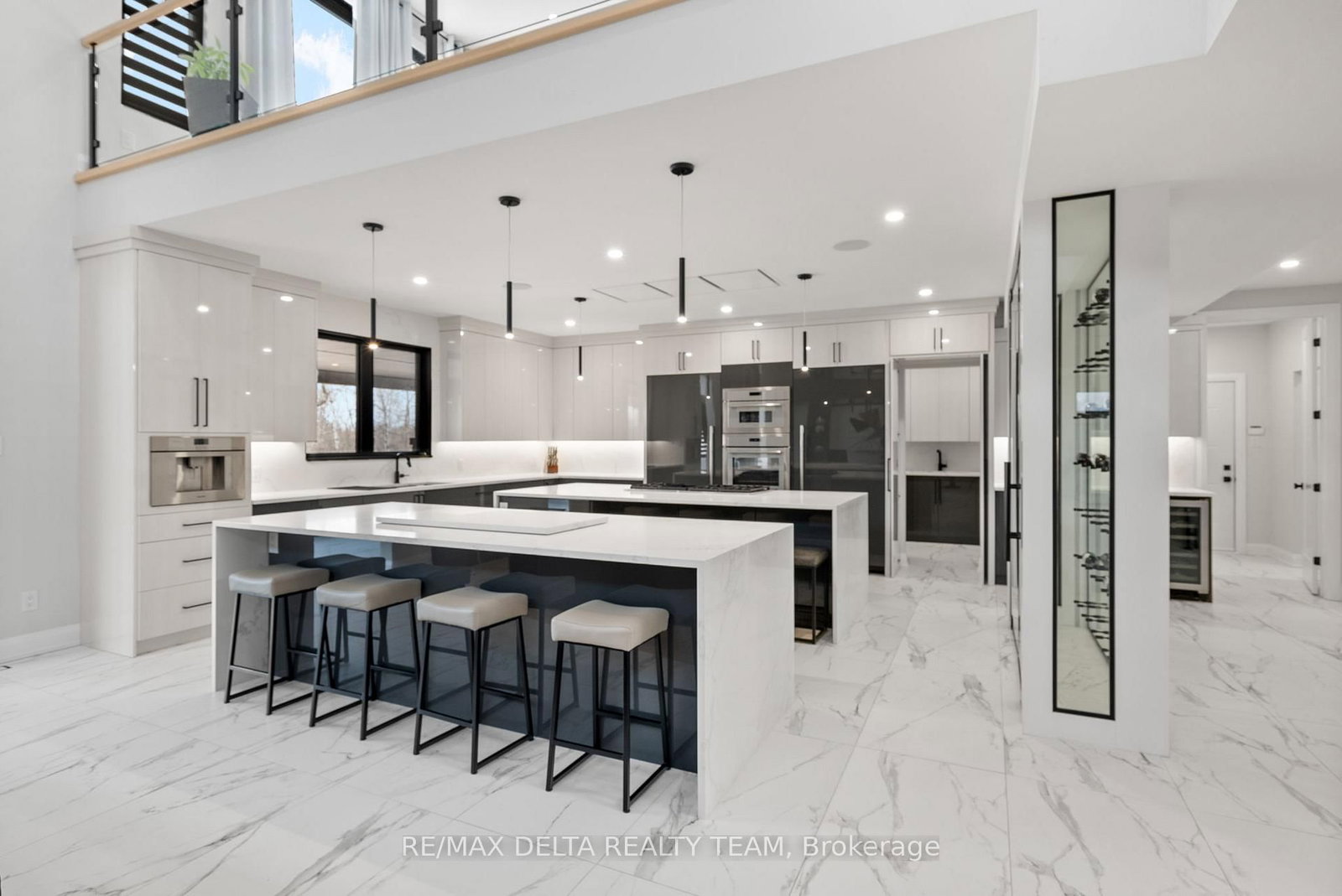 663 Ballycastle Crescent • Ottawa, ON photo 8