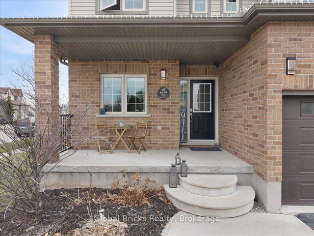 866 Springbank Avenue