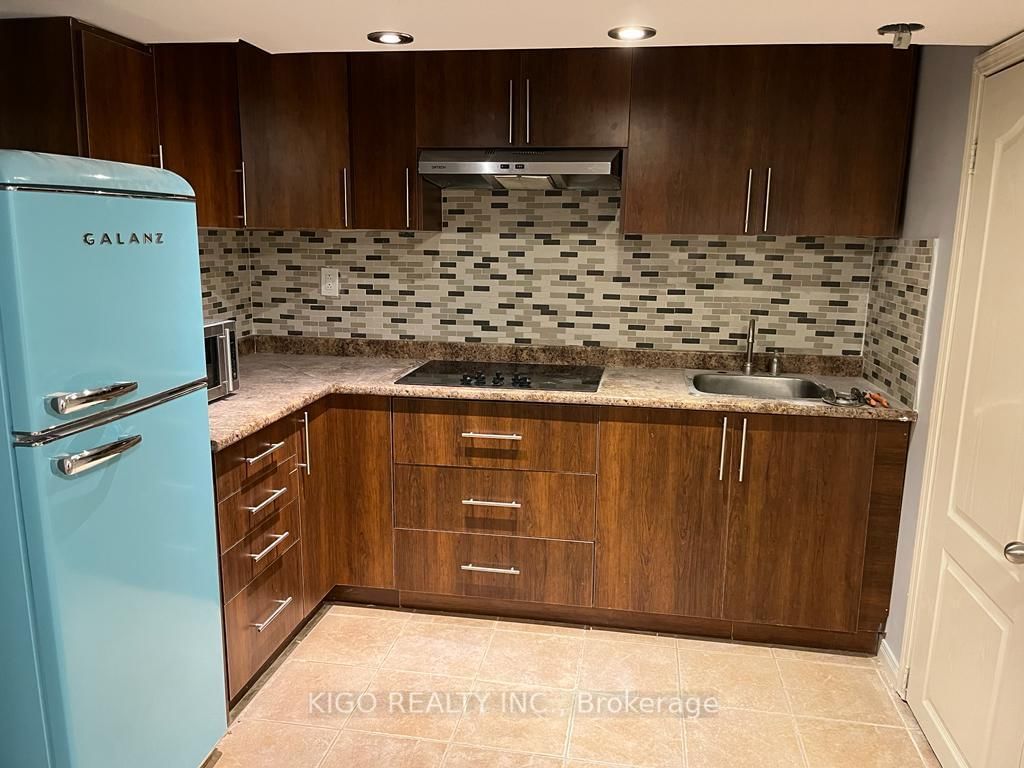 19 SOPHIA Crescent - Photo 8