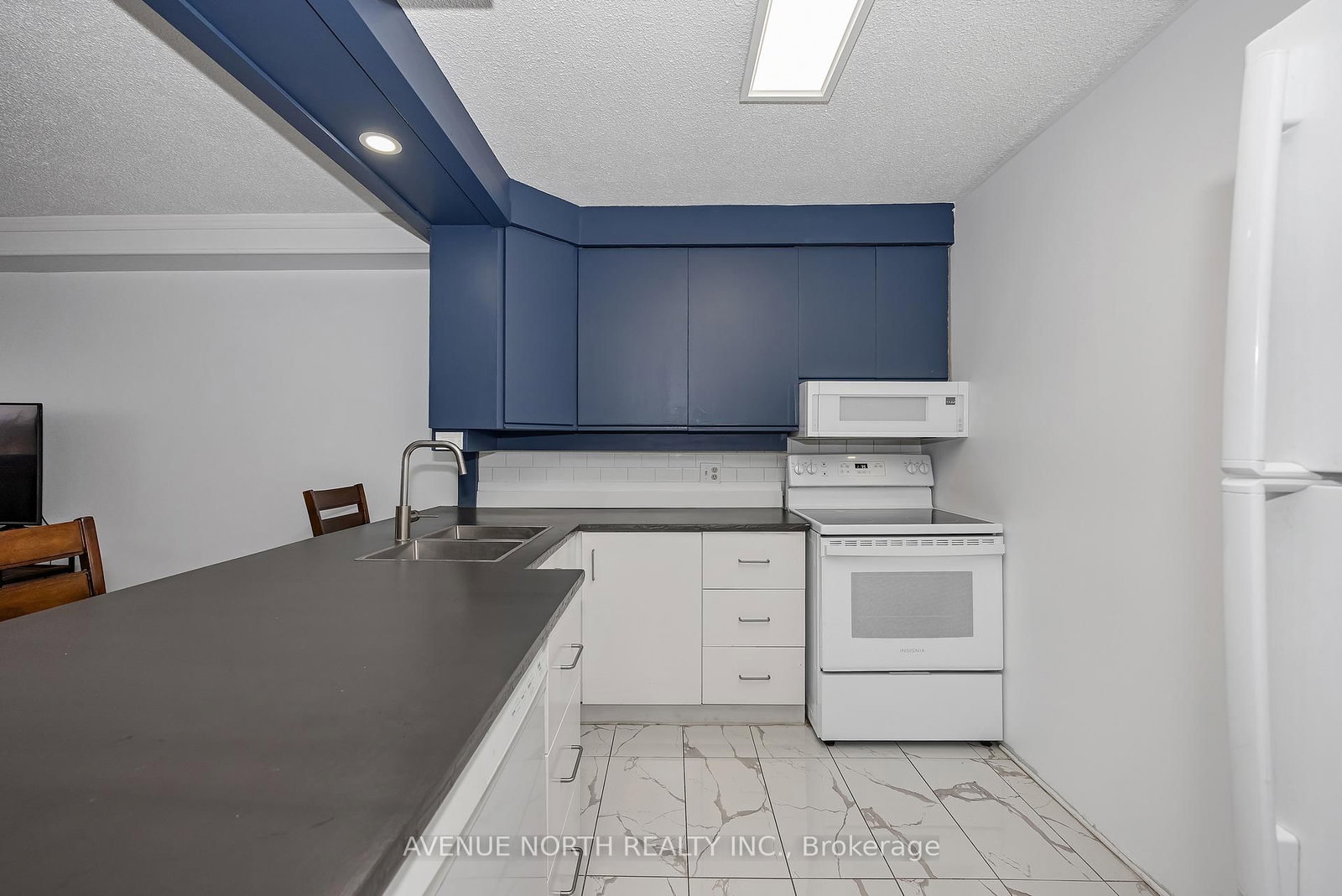 900 Dynes Road, Unit 308 - Photo 6